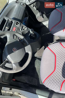 Хэтчбек Fiat Panda 2010 в 