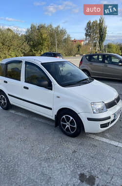 Хетчбек Fiat Panda 2011 в 