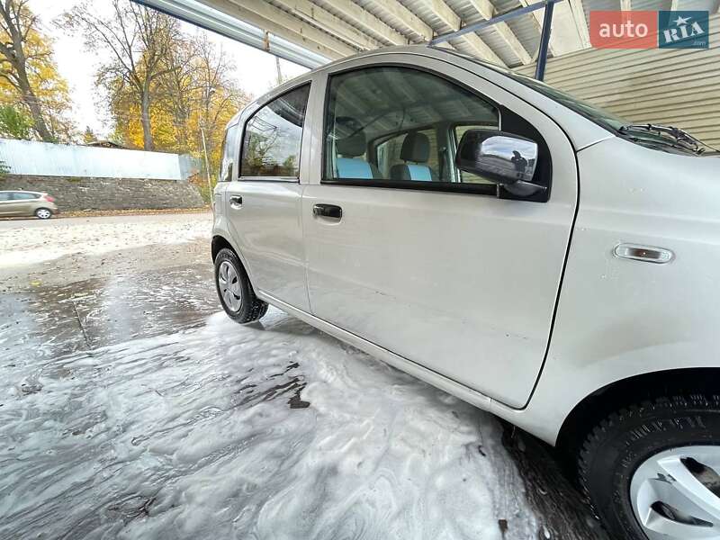 Хетчбек Fiat Panda 2005 в Трускавці фото 2 Хетчбек Fiat Panda 2005 в Трускавці
