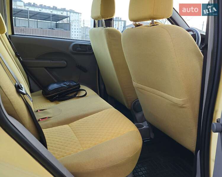 Хетчбек Fiat Panda 2005 в Івано-Франківську фото 50 Хетчбек Fiat Panda 2005 в Івано-Франківську