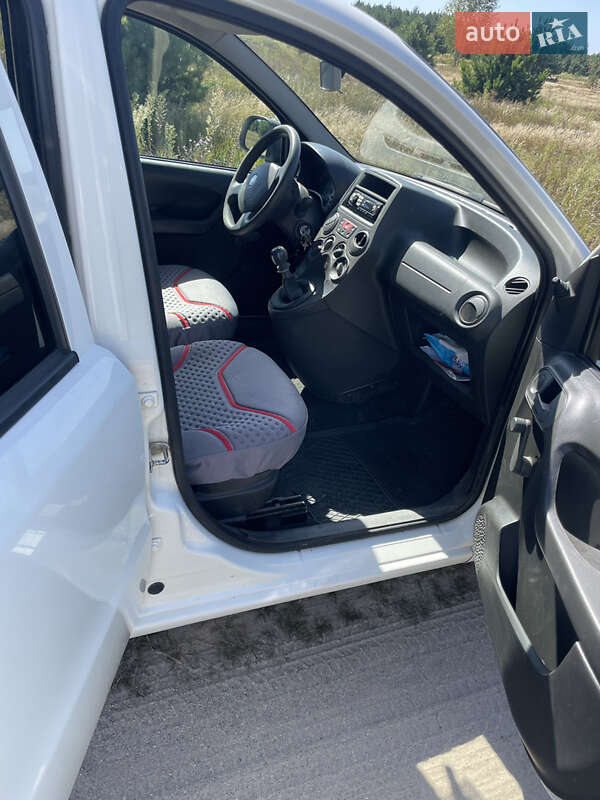 Хэтчбек Fiat Panda 2010 в Славуте