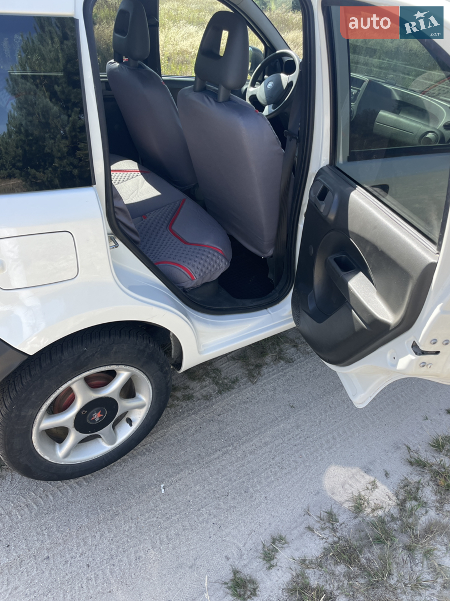 2010 Fiat Panda - мініатюра 9