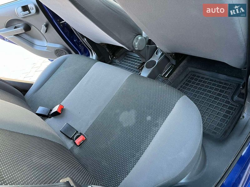 Хэтчбек Fiat Panda 2009 в Дрогобыче фото 9 Хэтчбек Fiat Panda 2009 в Дрогобыче