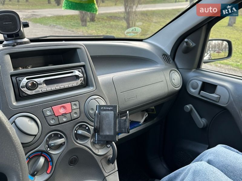 Хэтчбек Fiat Panda 2009 в Киеве фото 22 Хэтчбек Fiat Panda 2009 в Киеве
