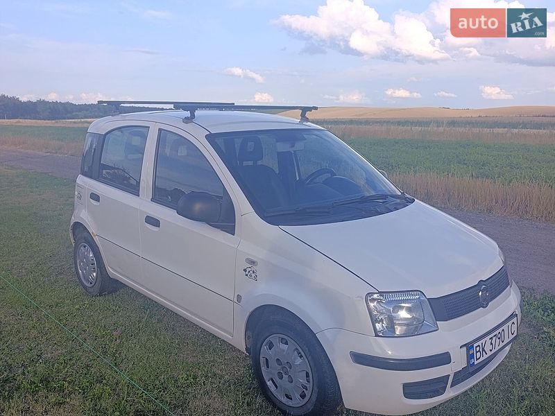 Хэтчбек Fiat Panda 2011 в Ровно