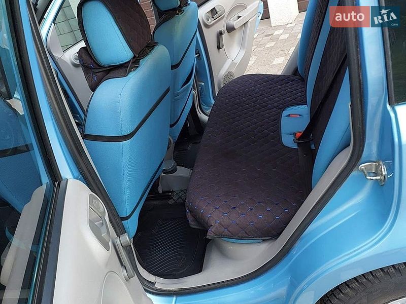 Хэтчбек Fiat Panda 2006 в Чернигове