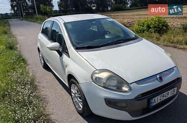 Хэтчбек Fiat Punto Evo 2011 в 