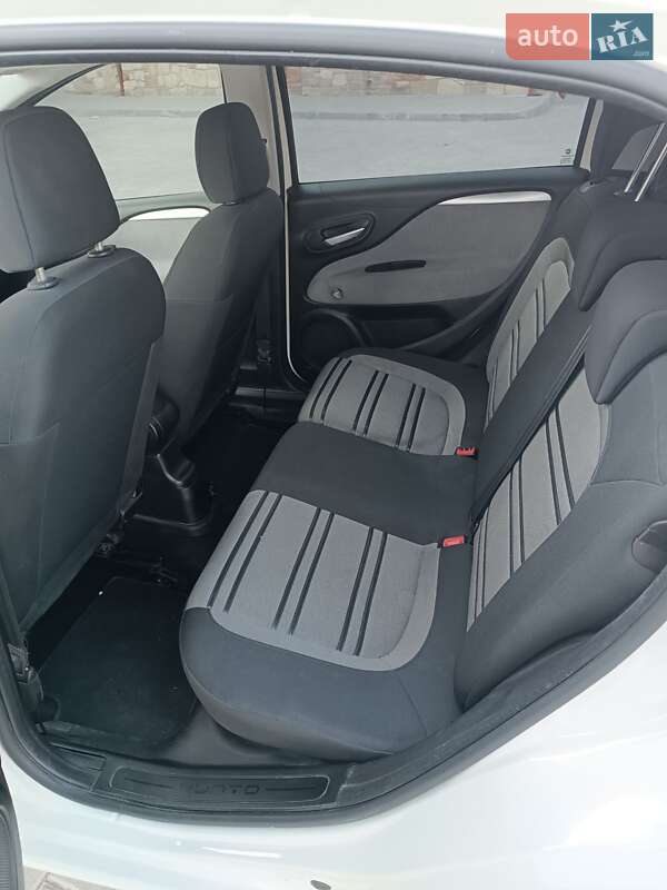 Хэтчбек Fiat Punto Evo 2011 в Тернополе