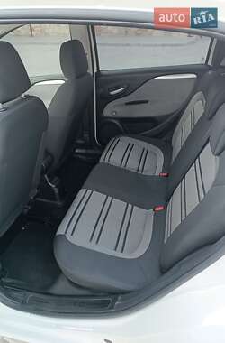 Хэтчбек Fiat Punto Evo 2011 в 