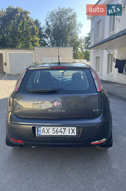 Хэтчбек Fiat Punto Evo 2010 в 
