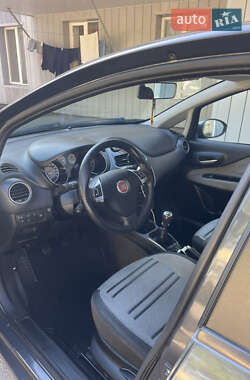 Хэтчбек Fiat Punto Evo 2010 в 