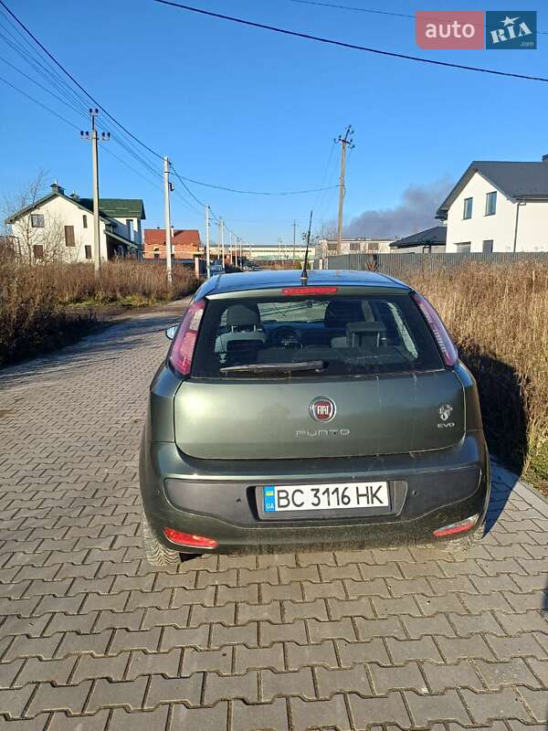 Хэтчбек Fiat Punto Evo 2010 в Львове
