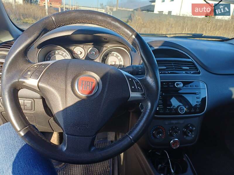 Хэтчбек Fiat Punto Evo 2010 в Львове