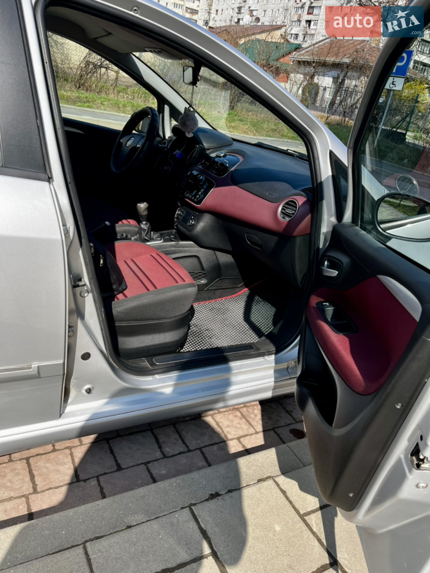 2010 Fiat Punto - мініатюра 10