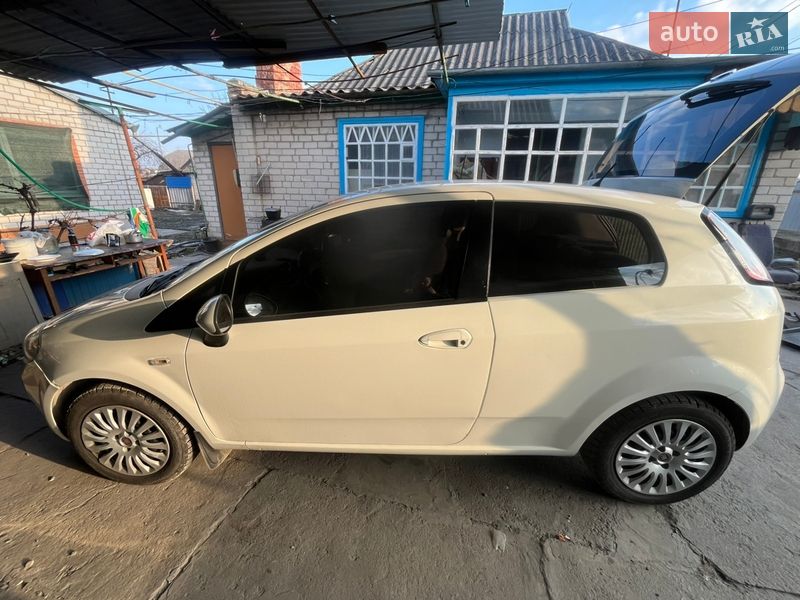 Хэтчбек Fiat Punto Evo 2011 в Кременчуге