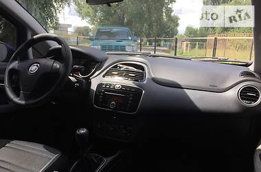 Хетчбек Fiat Punto 2011 в Києві