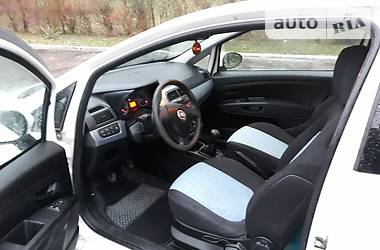 Хэтчбек Fiat Punto 2011 в Дрогобыче