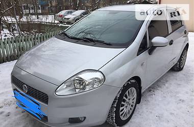 Хетчбек Fiat Punto 2010 в Києві