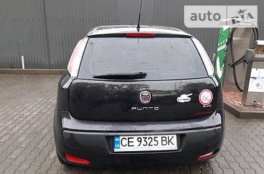 Хэтчбек Fiat Punto 2010 в Черновцах