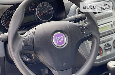 Хетчбек Fiat Punto 2008 в 