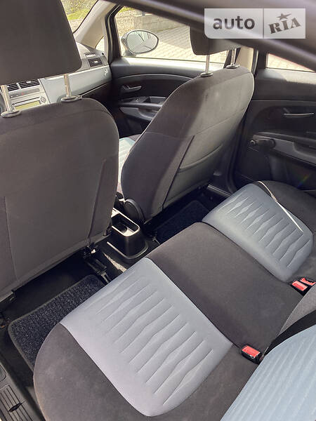 Хетчбек Fiat Punto 2008 в Івано-Франківську