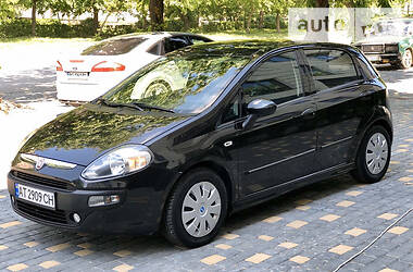 Хэтчбек Fiat Punto 2011 в Тернополе