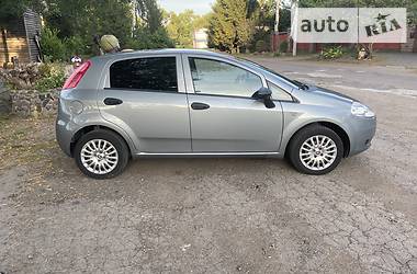 Хэтчбек Fiat Punto 2012 в Ровно