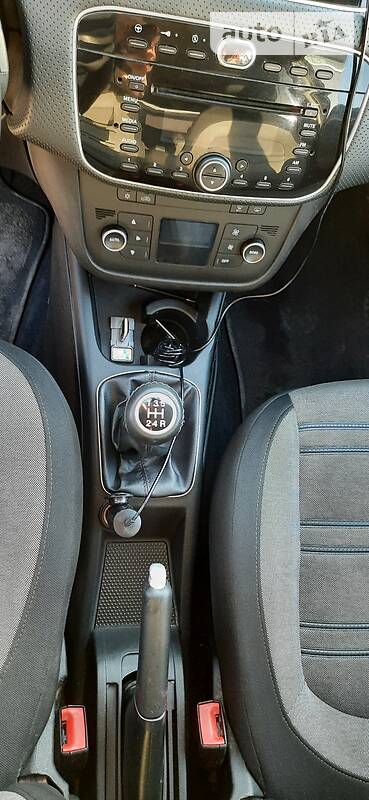 Хэтчбек Fiat Punto 2010 в Ужгороде