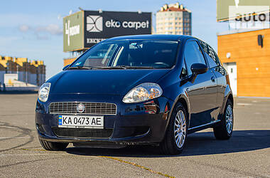 Хетчбек Fiat Punto 2008 в 