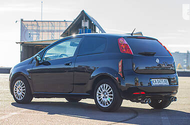 Хетчбек Fiat Punto 2008 в 