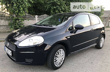 Хетчбек Fiat Punto 2009 в Городку