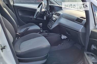 Хэтчбек Fiat Punto 2010 в Теребовле