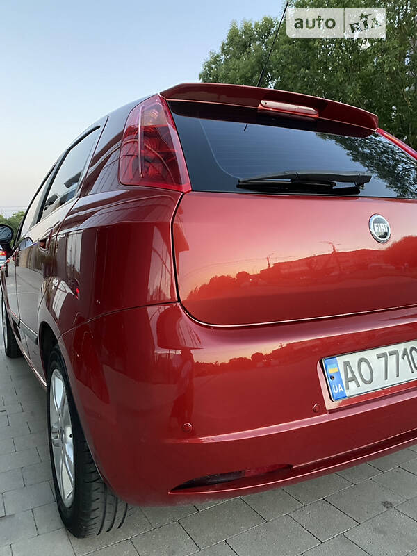 Хэтчбек Fiat Punto 2007 в Ужгороде фото 4 Хэтчбек Fiat Punto 2007 в Ужгороде
