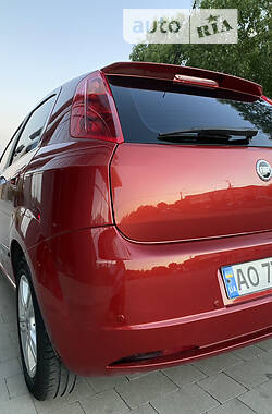 Хэтчбек Fiat Punto 2007 в 