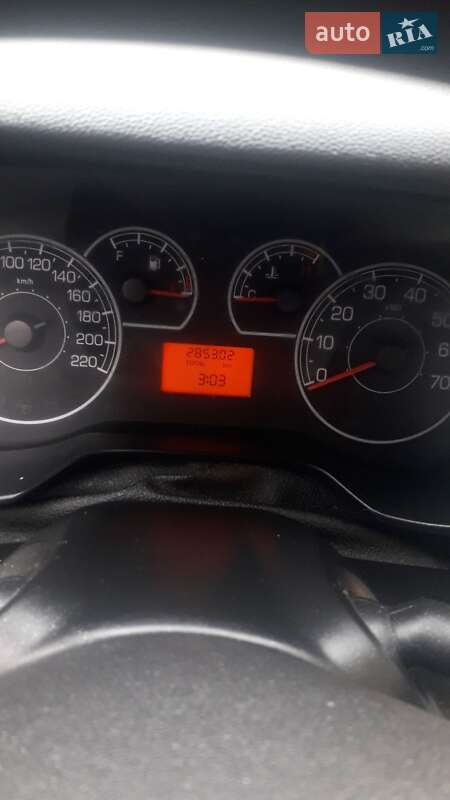Хэтчбек Fiat Punto 2011 в Жмеринке фото 5 Хэтчбек Fiat Punto 2011 в Жмеринке
