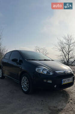 Хетчбек Fiat Punto 2011 в Запоріжжі