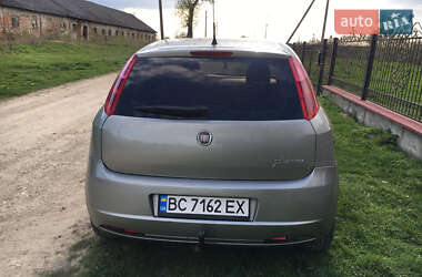 Хэтчбек Fiat Punto 2007 в Львове