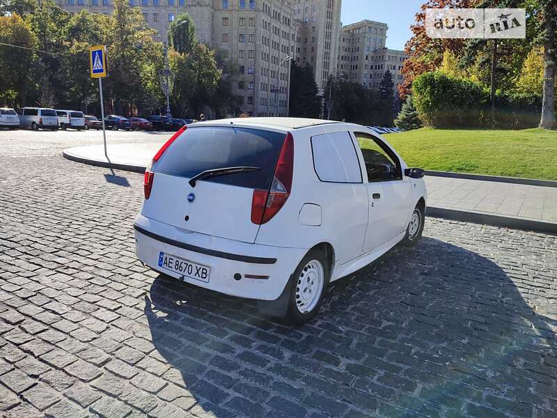 Хэтчбек Fiat Punto 2003 в Харькове