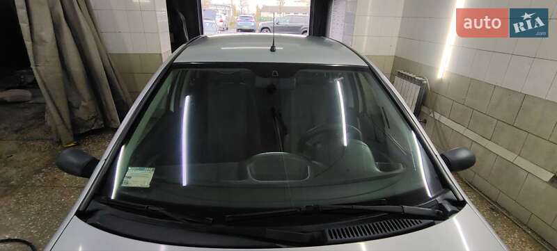 Хэтчбек Fiat Punto 2007 в Киеве