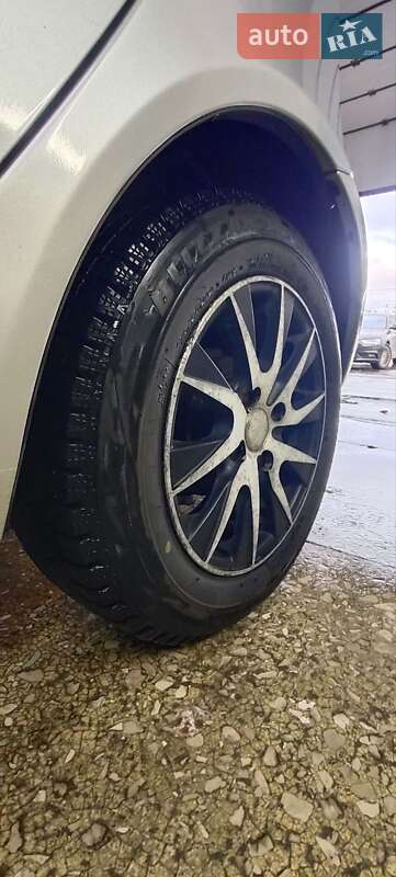 Хэтчбек Fiat Punto 2007 в Киеве