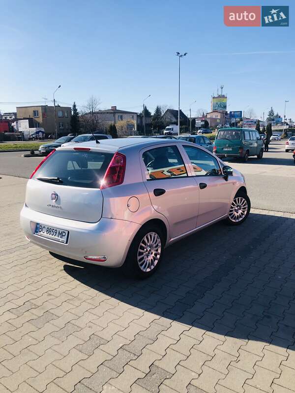 Хетчбек Fiat Punto 2015 в Львові