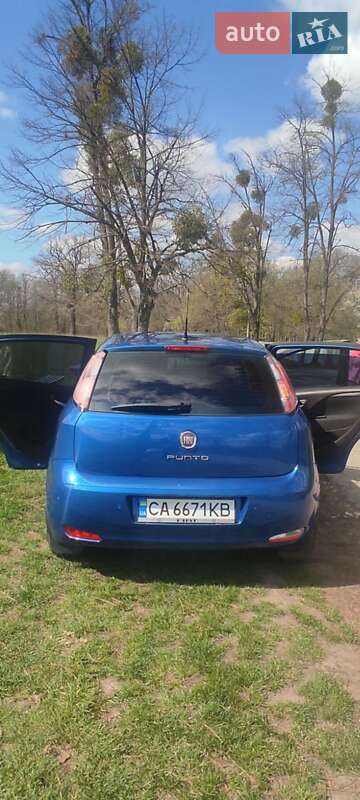 Хэтчбек Fiat Punto 2013 в Тальном