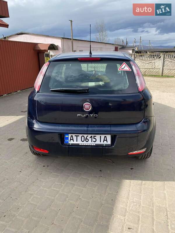 Хетчбек Fiat Punto 2013 в Косові
