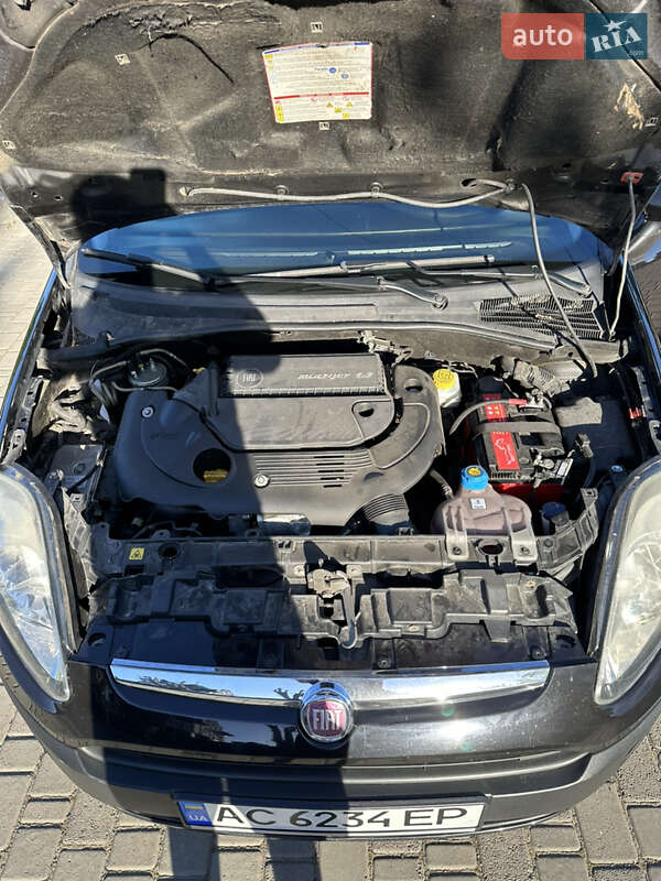 Хэтчбек Fiat Punto 2011 в Луцке