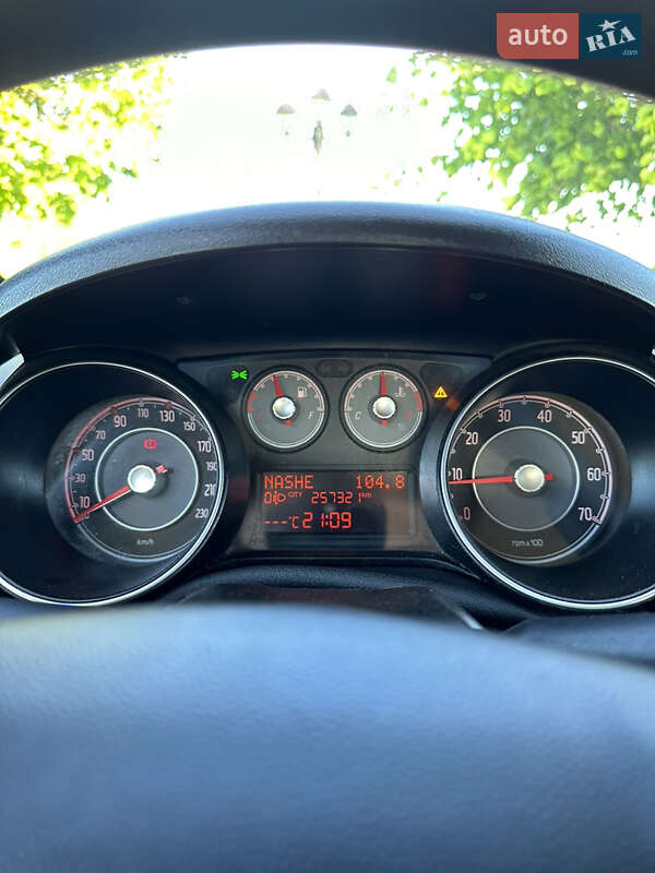 Хэтчбек Fiat Punto 2011 в Луцке