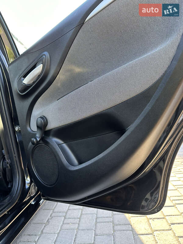 Хэтчбек Fiat Punto 2011 в Луцке