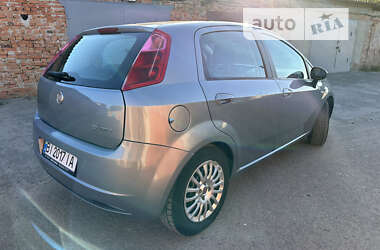 Хэтчбек Fiat Punto 2008 в Миргороде