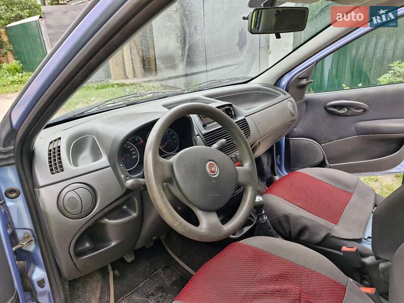 Хетчбек Fiat Punto 2008 в Чернігові