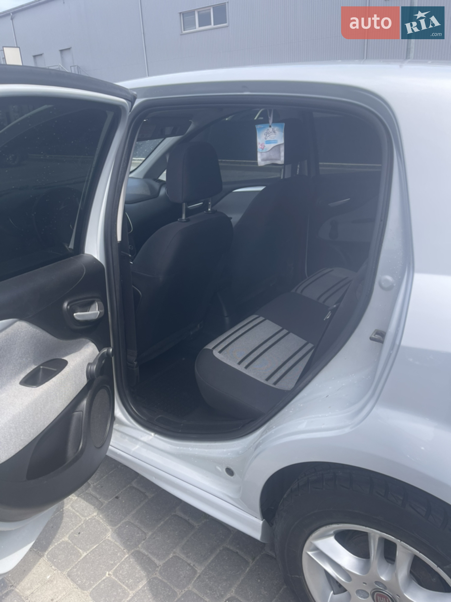 2011 Fiat Punto - мініатюра 10
