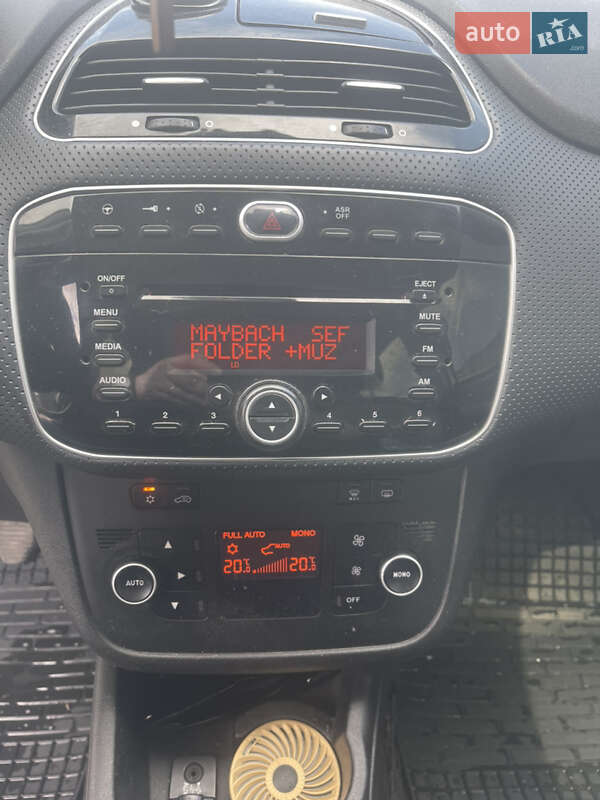 Хэтчбек Fiat Punto 2011 в Мукачево